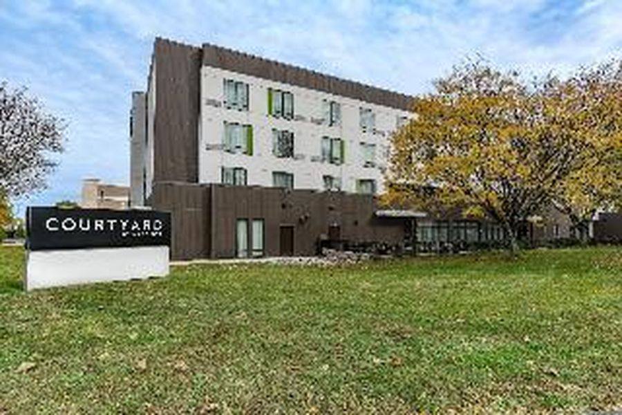 photo-1