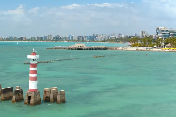 Farol de Ponta Verde, em Maceió