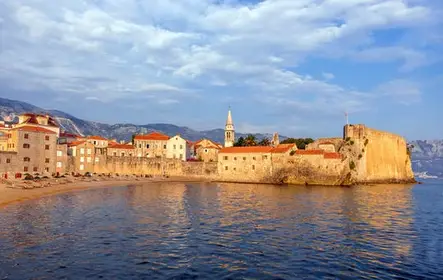 Tour privado em Budva saindo de Kotor
