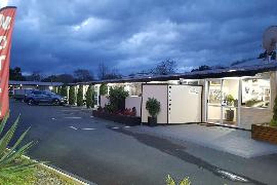 photo-1
