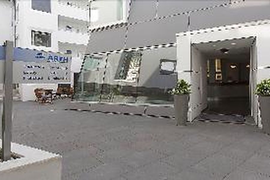 photo-0