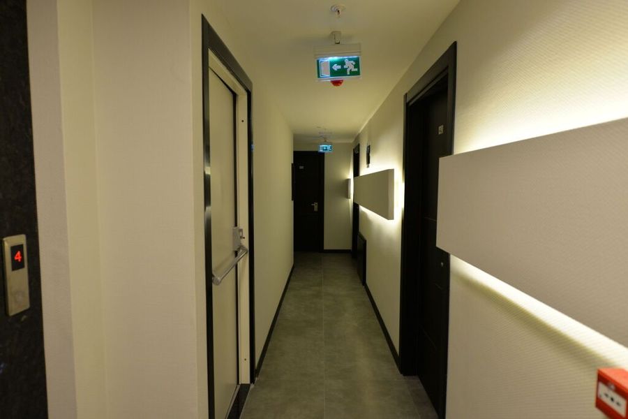 photo-1