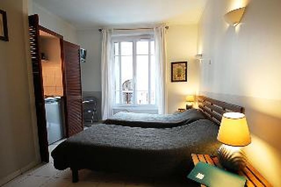 photo-0