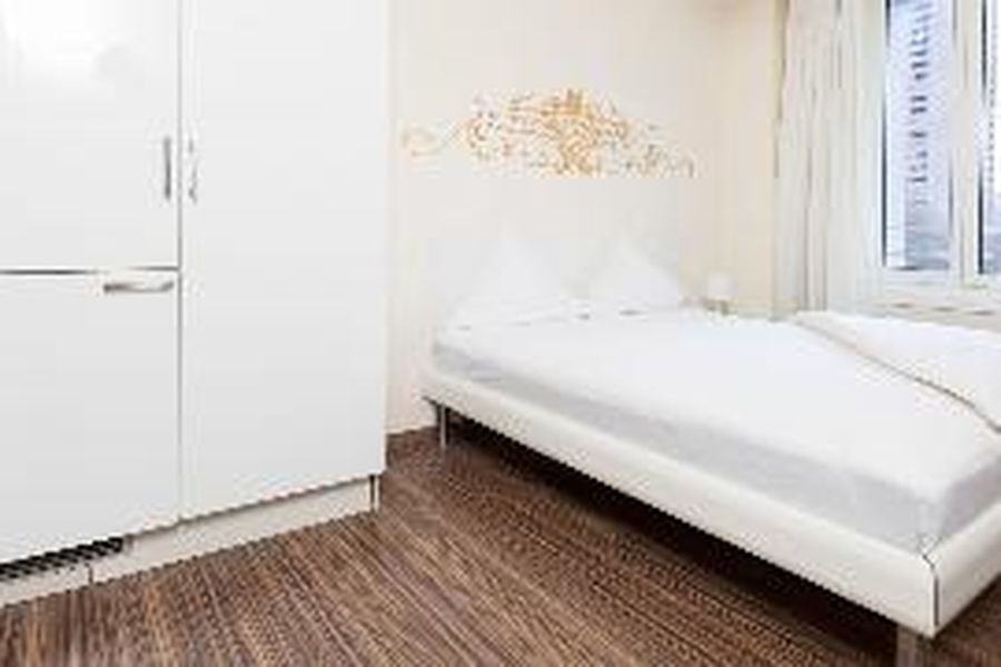photo-1