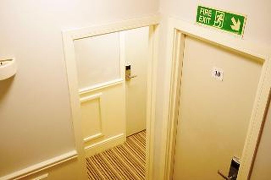 photo-0
