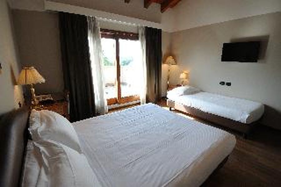 photo-1