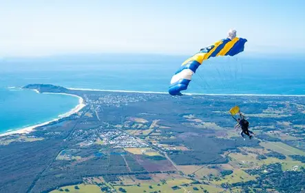 Paraquedismo em Byron Bay