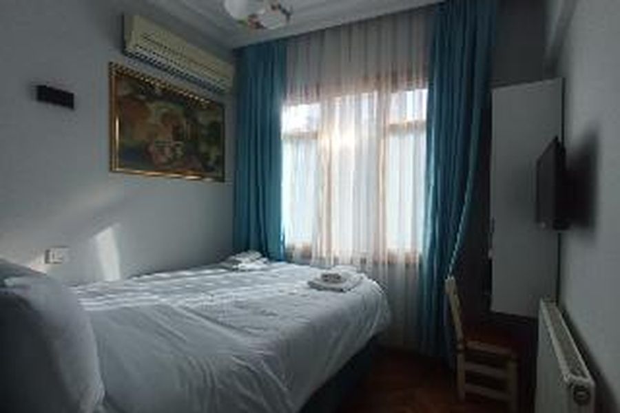 photo-0