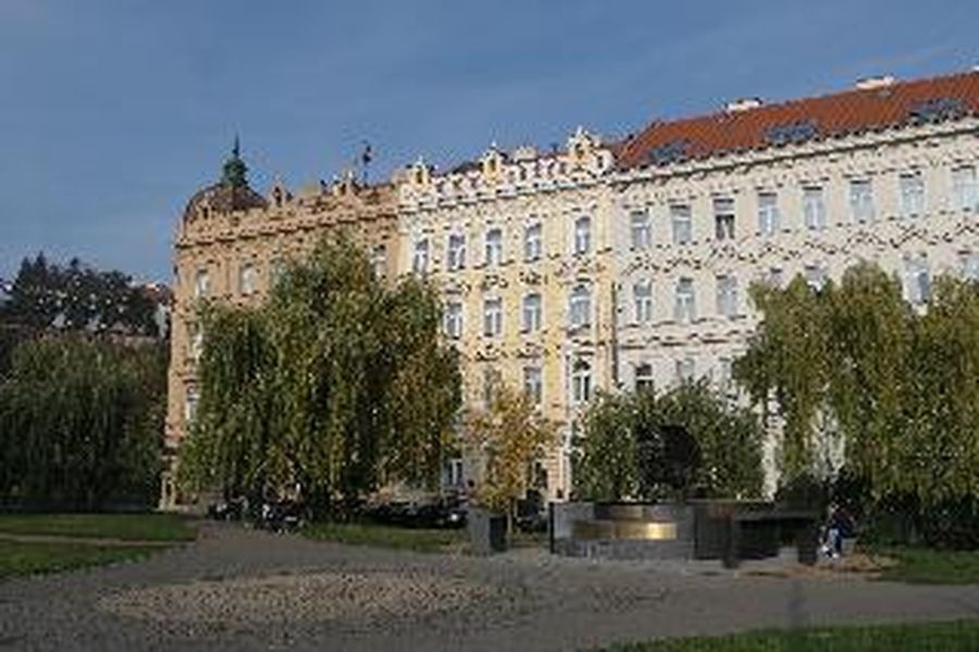 photo-0